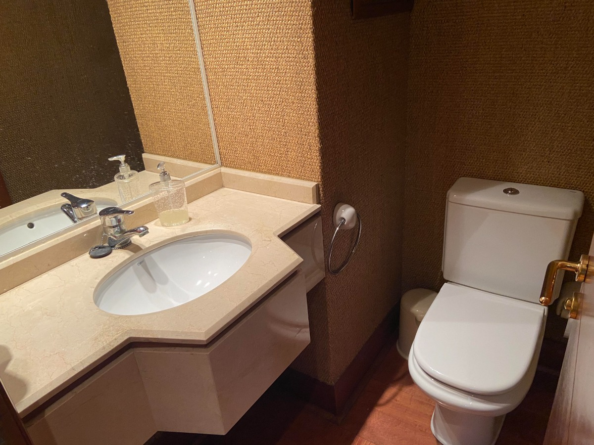 Venta Departamento SO 4D Walk-in cl&oacute;set 4B 2E 1B Barrio El Golf - Las Condes