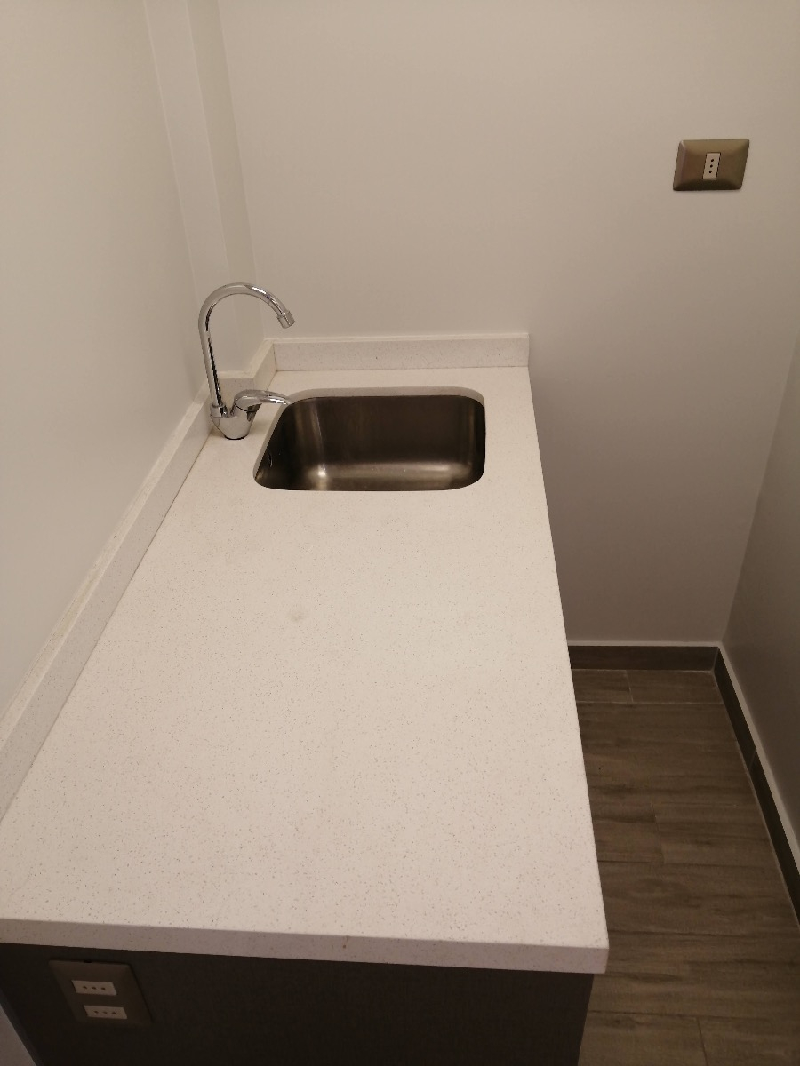 Arriendo Oficina SP 2B 1E 1B Metro Tobalaba - Mall Costanera - Providencia