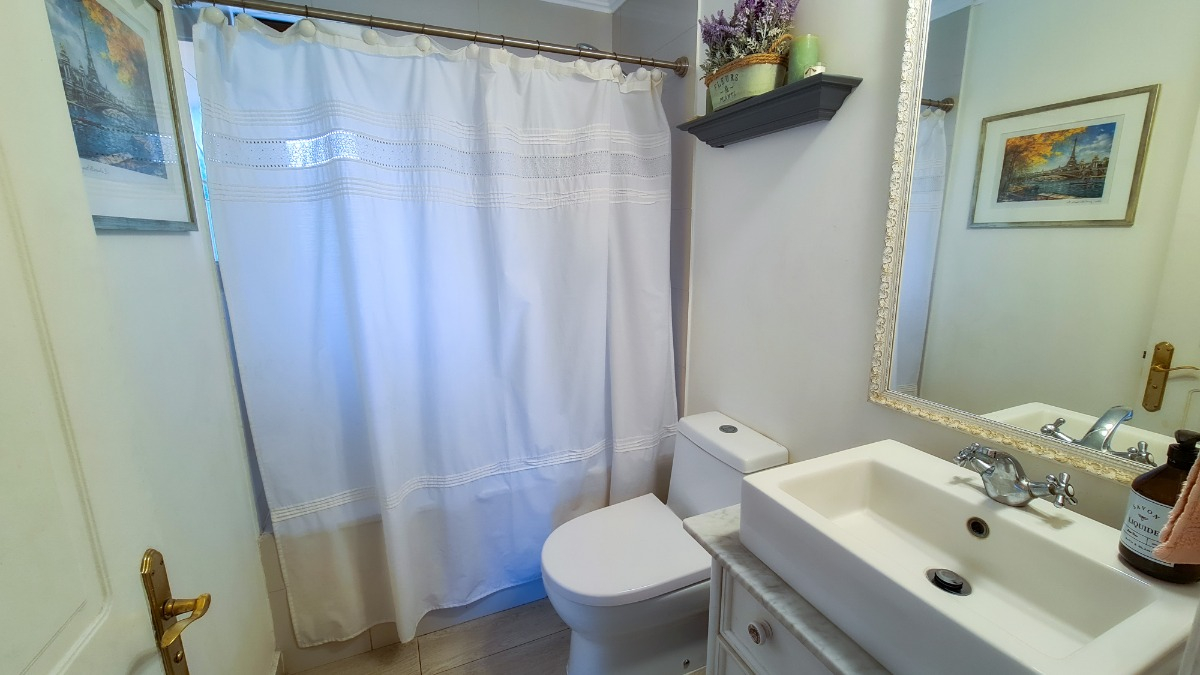 Venta Casa 5D San Carlos de Apoquindo - Las Condes