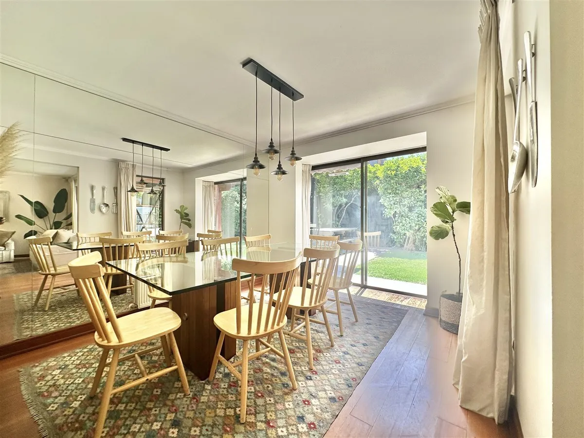 Venta Casa N 5D 4B 2E 1Bd La Dehesa - Lo Barnechea