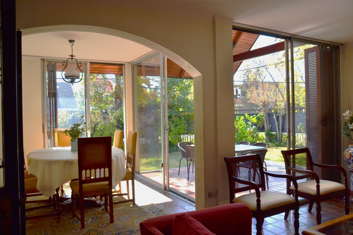 Venta Casa NO 4D en suite Walk-in cl&oacute;set 2B 2E 4B Estadio Croata - Vitacura