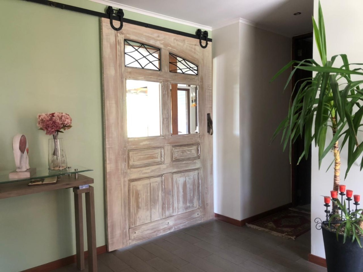Venta Casa N 5D en suite Walk-in cl&oacute;set 5B 8E 1B Chicureo - Colina