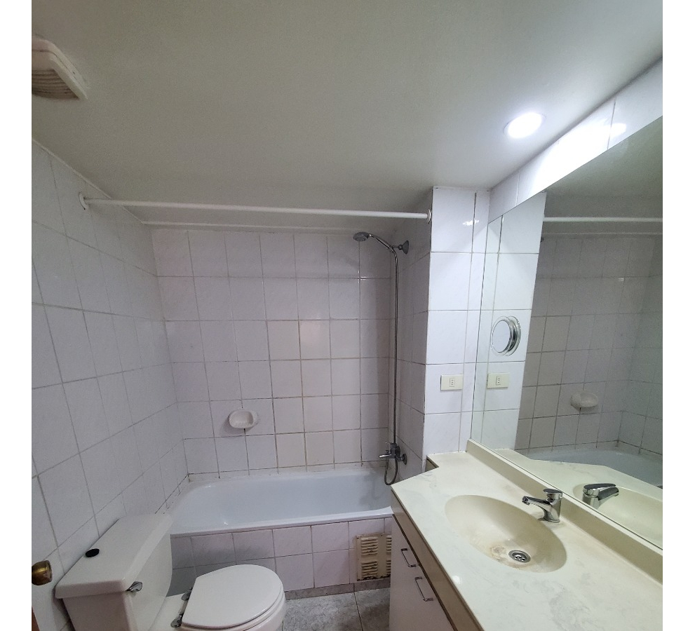 Arriendo Departamento NP 3D 2B 1E 1B Metro Manquehue - Apumanque - Las Condes