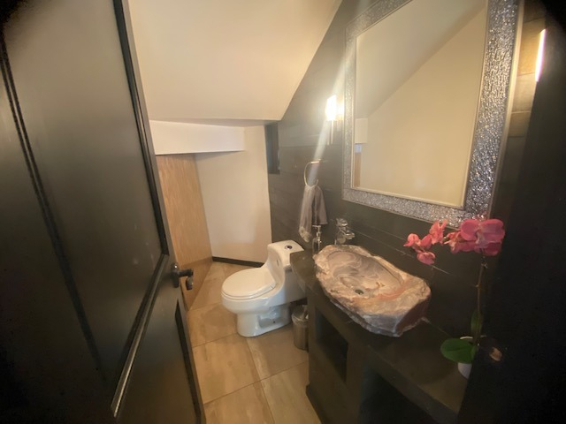 Venta Casa SP 4D en suite Walk-in cl&oacute;set 4B 6E 1B Chicureo - Colina