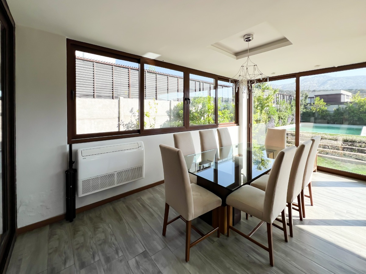 Venta Casa NP 5D en suite Walk-in cl&oacute;set 4B 3E 1B Los Trapenses - Lo Barnechea