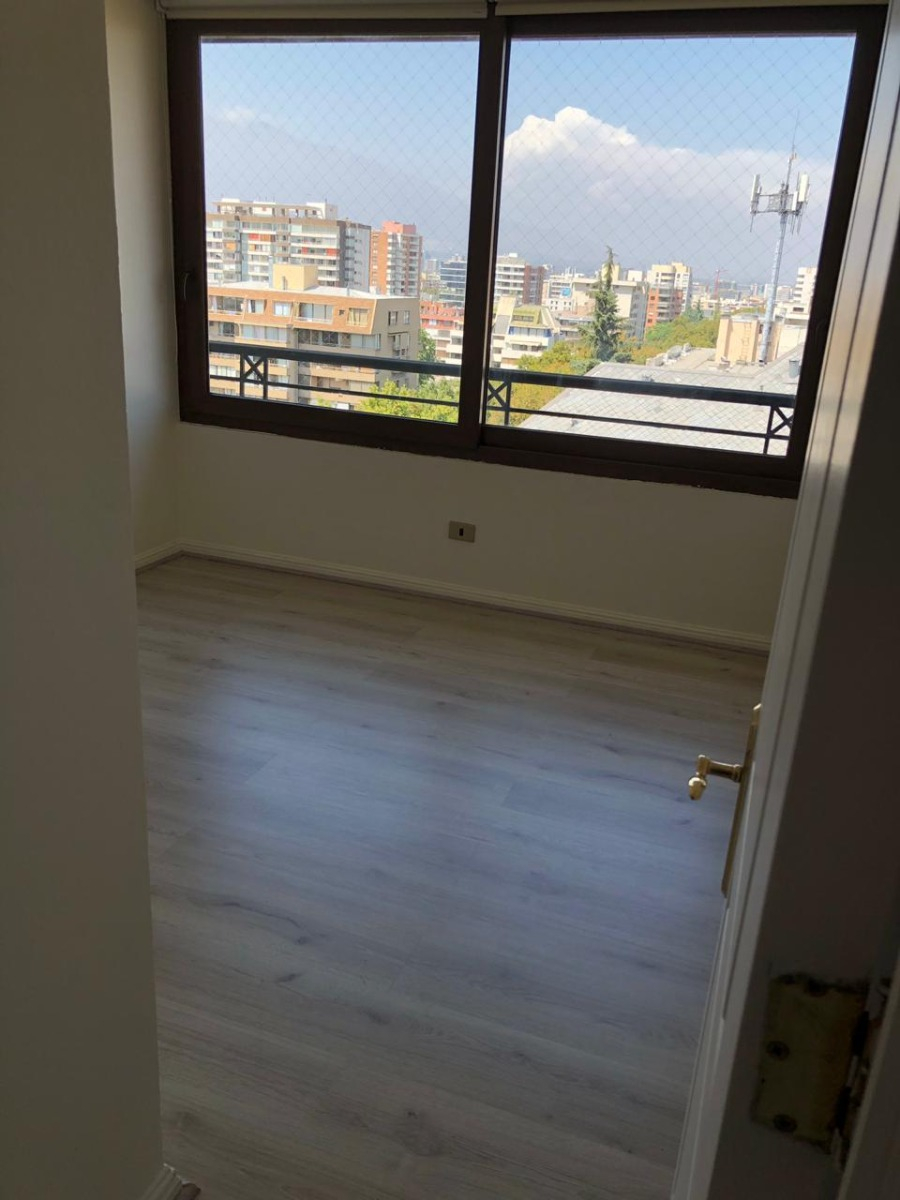 Venta Departamento SO 2D en suite 2B 1E 1B Los Leones - Providencia