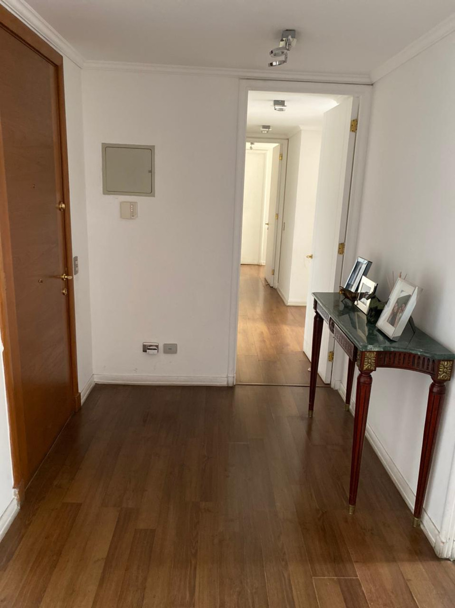 Venta Departamento 3D 3B 2E San Carlos de Apoquindo - Las Condes