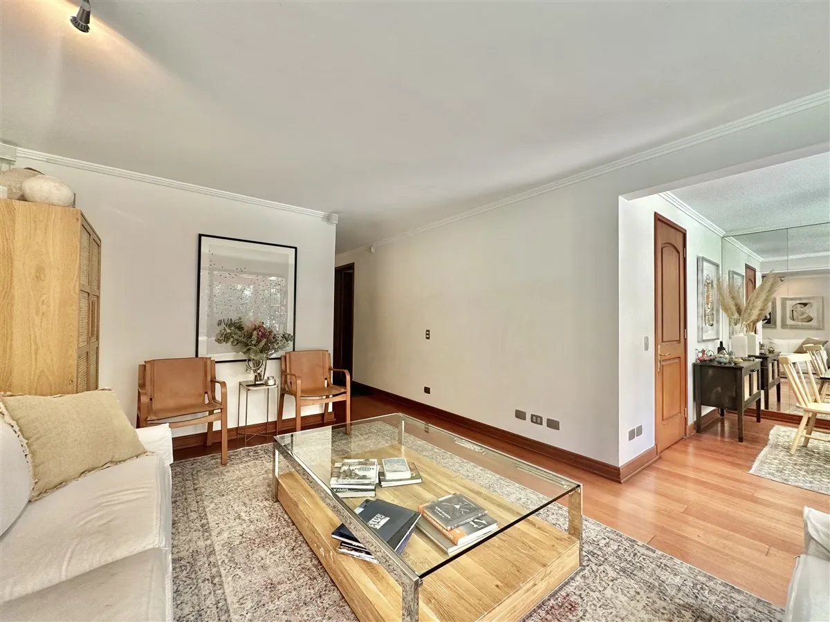 Venta Casa N 5D 4B 2E 1Bd La Dehesa - Lo Barnechea