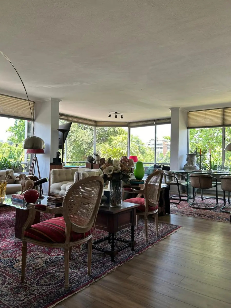 Venta Departamento O 4D en suite Walk-in cl&oacute;set 3B 2E 1B Borde R&iacute;o - Casa Piedra - Vitacura