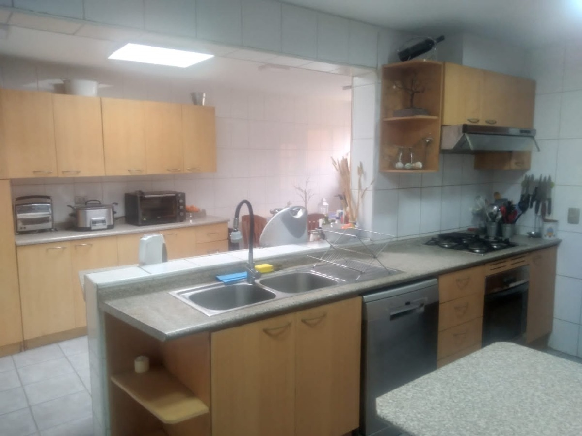 Venta Casa NP 5D en suite Walk-in cl&oacute;set 4B 2E La Dehesa - Lo Barnechea