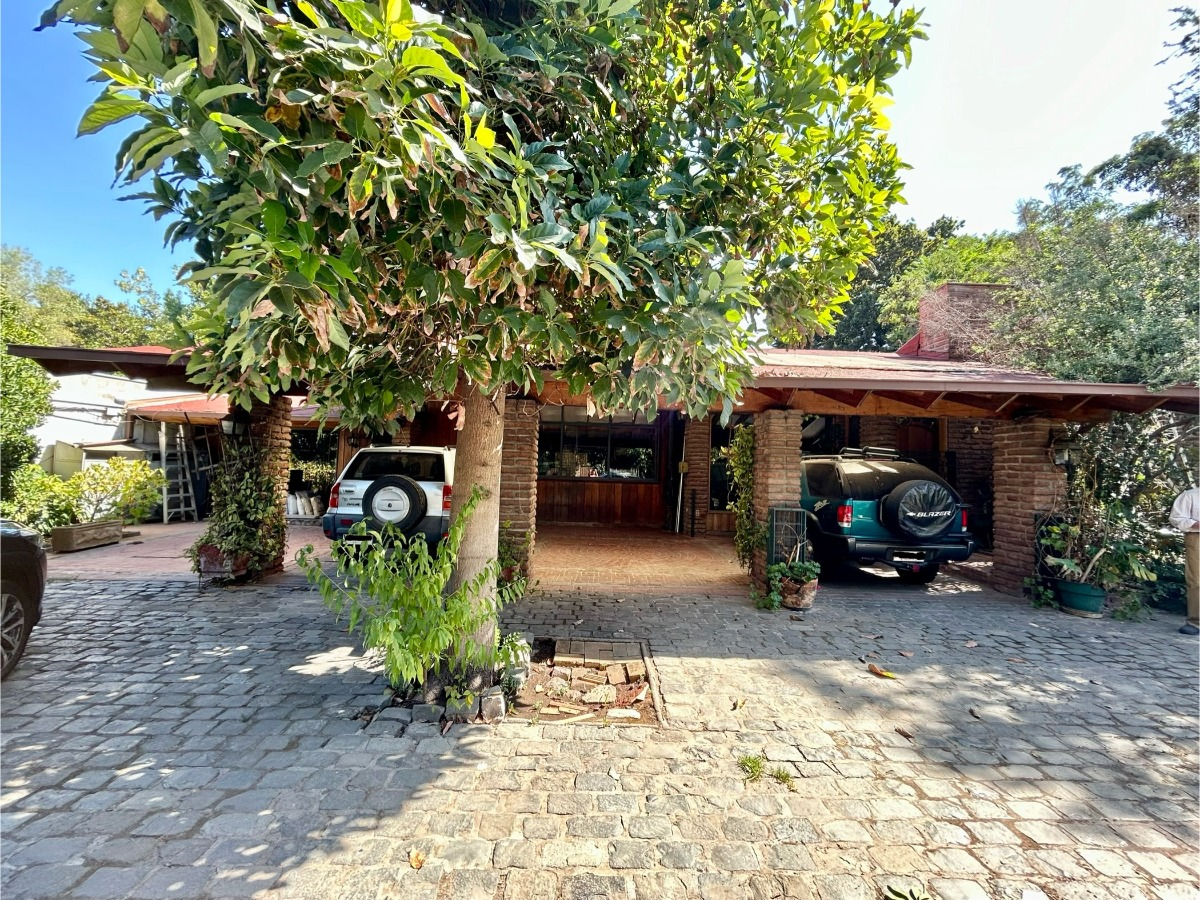 Venta Casa NO 3D en suite 2B 8E 1B Metro Pr&iacute;ncipe de Gales - Country Club - La Reina