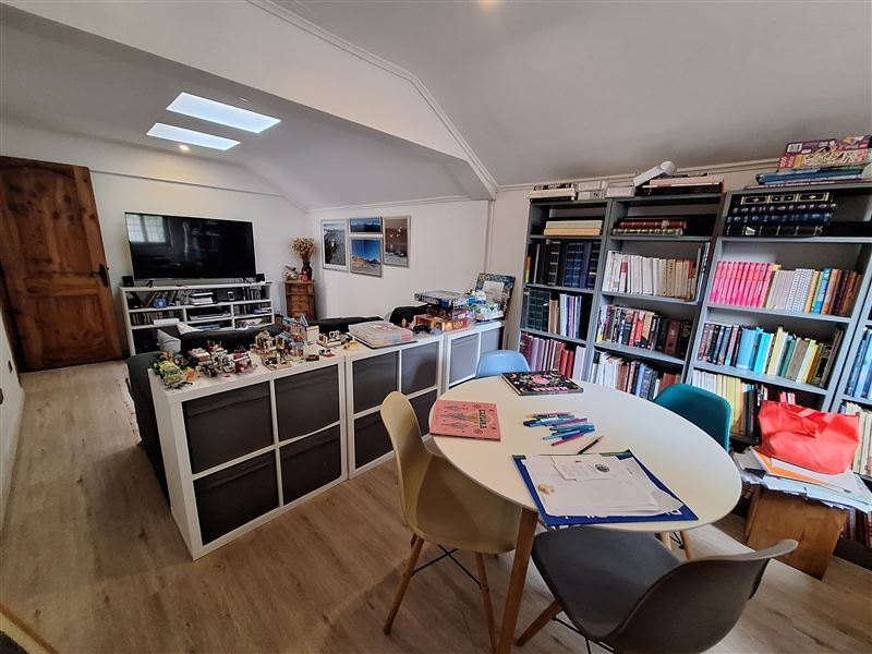 Venta Casa Oriente 4D en suite 4B 2E 1B Los Trapenses - Lo Barnechea