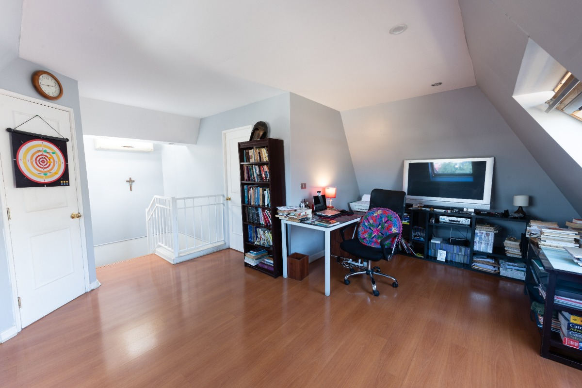 Venta Casa SO 4D en suite Walk-in cl&oacute;set 4B 2E 1B Carlos Ossand&oacute;n - La Reina