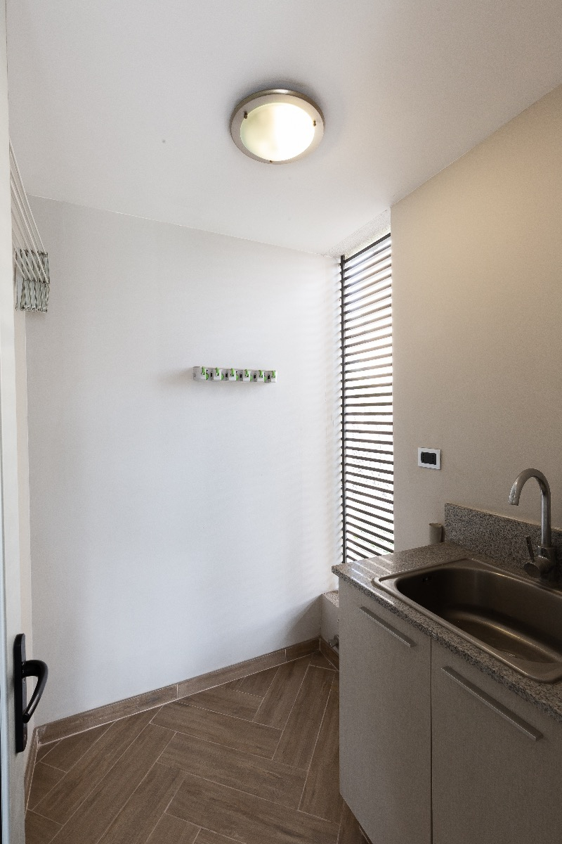 Arriendo Departamento SP 2D en suite 2B 1E In&eacute;s de Su&aacute;rez - Providencia