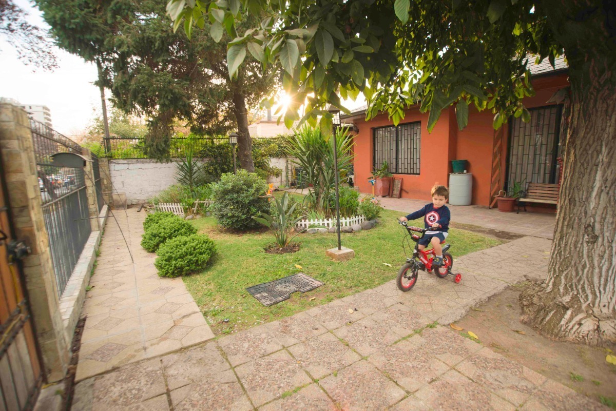 Venta Casa 5D Metro Sim&oacute;n Bolivar - La Reina