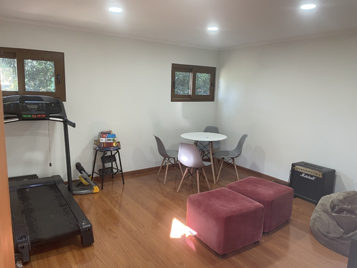 Venta Casa SO 5D en suite Walk-in cl&oacute;set 5B 4E 1B El Array&aacute;n - Lo Barnechea