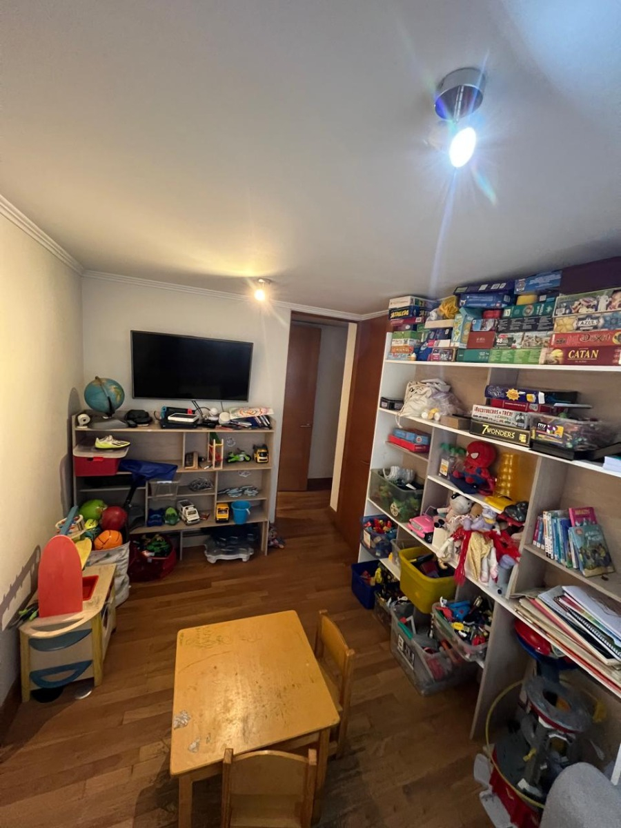 Venta Departamento NO 5D en suite Walk-in cl&oacute;set 4B 2E 1B Metro Manquehue - Apumanque - Las Condes