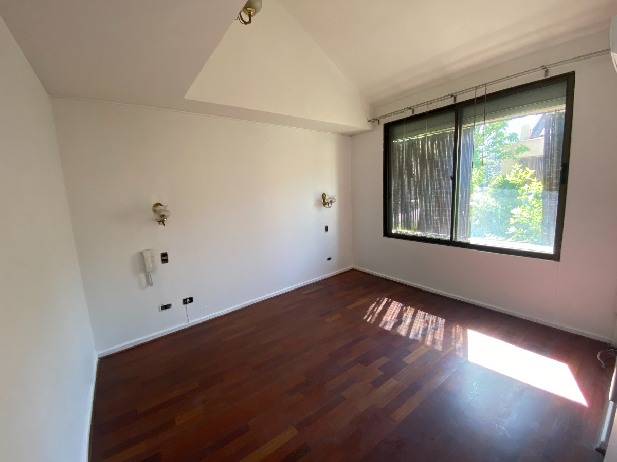 Arriendo Casa NP 3D en suite 4B 2E Metro Pr&iacute;ncipe de Gales - Country Club - La Reina