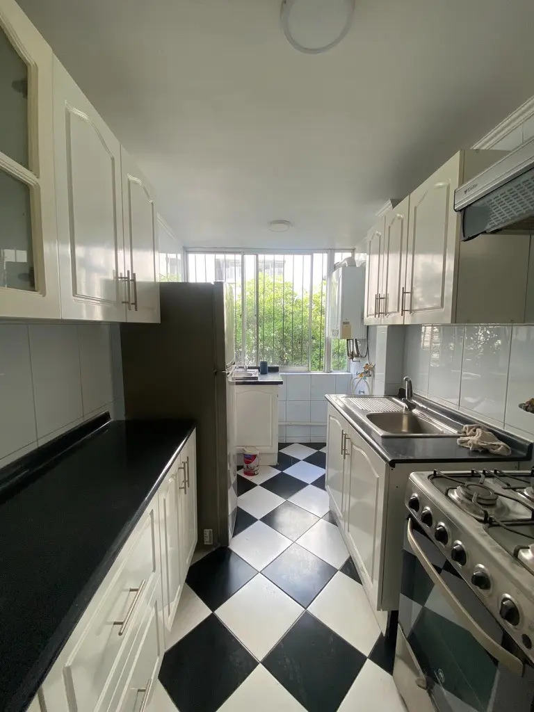 Arriendo Departamento 3D 2B 1E Metro Escuela Militar - Las Condes