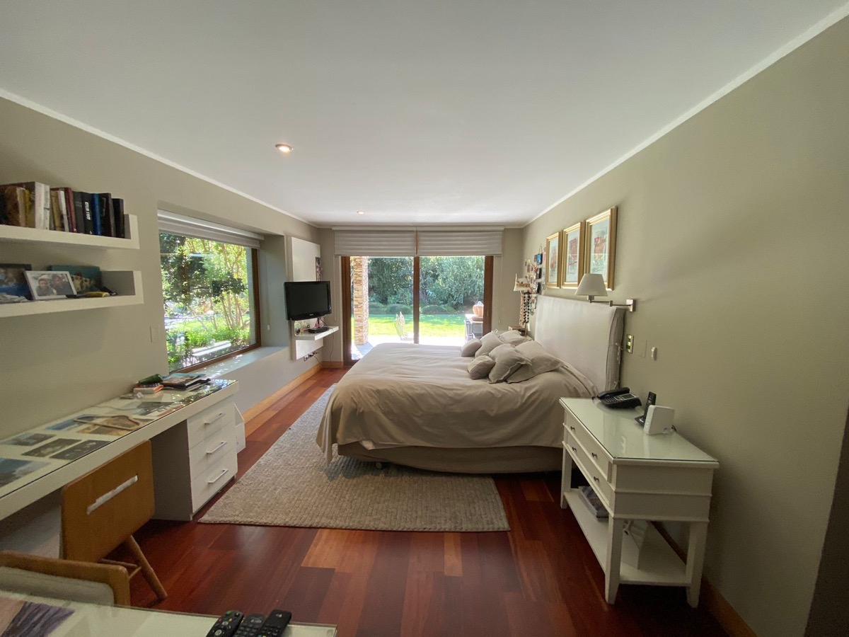 Venta Casa NO 6D en suite Walk-in cl&oacute;set 4B 4E 1B Chicureo - Colina