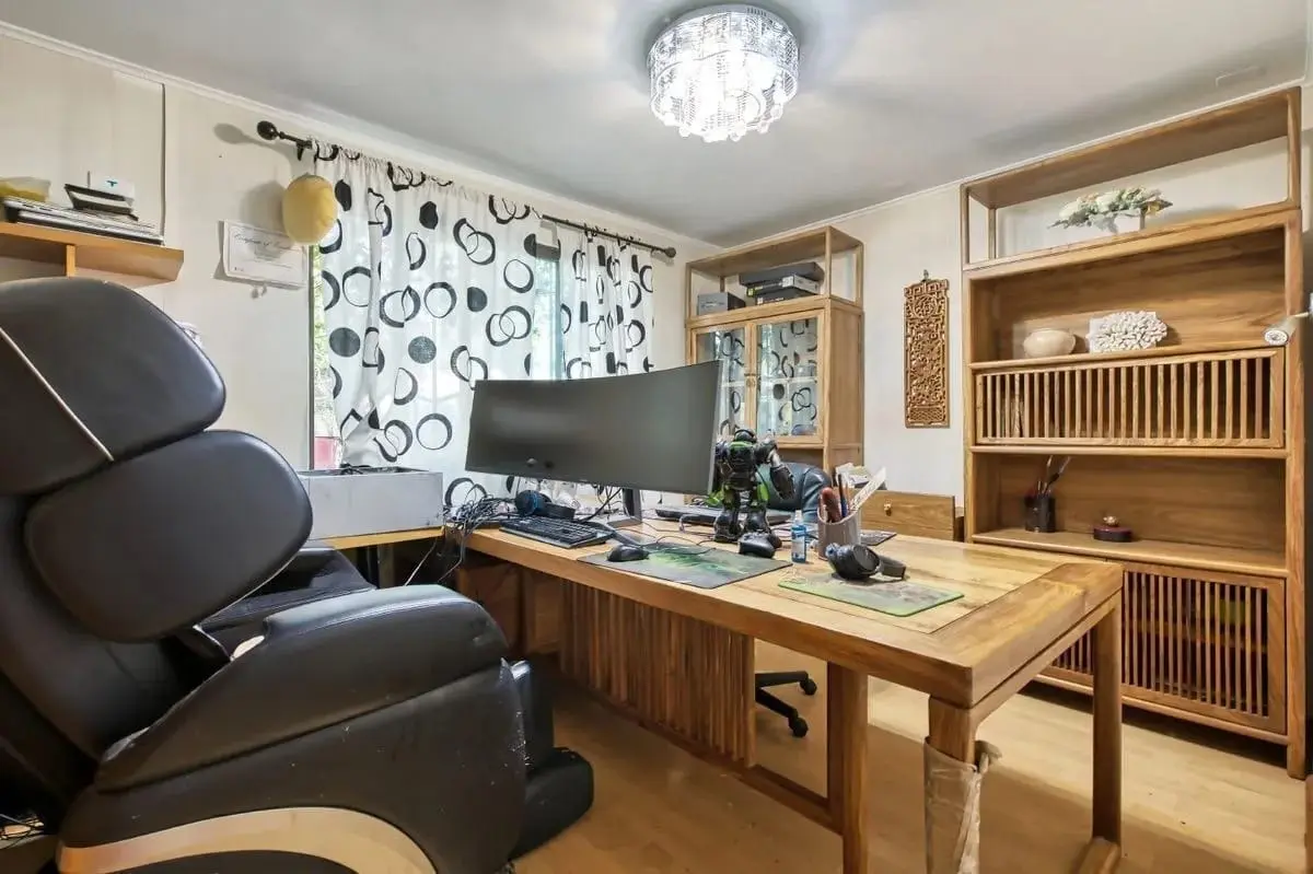 Venta Casa NO 5D WI cl&oacute;set Suite 4B 4E 1Bd Nuestra Se&ntilde;ora del Rosario - Vitacura