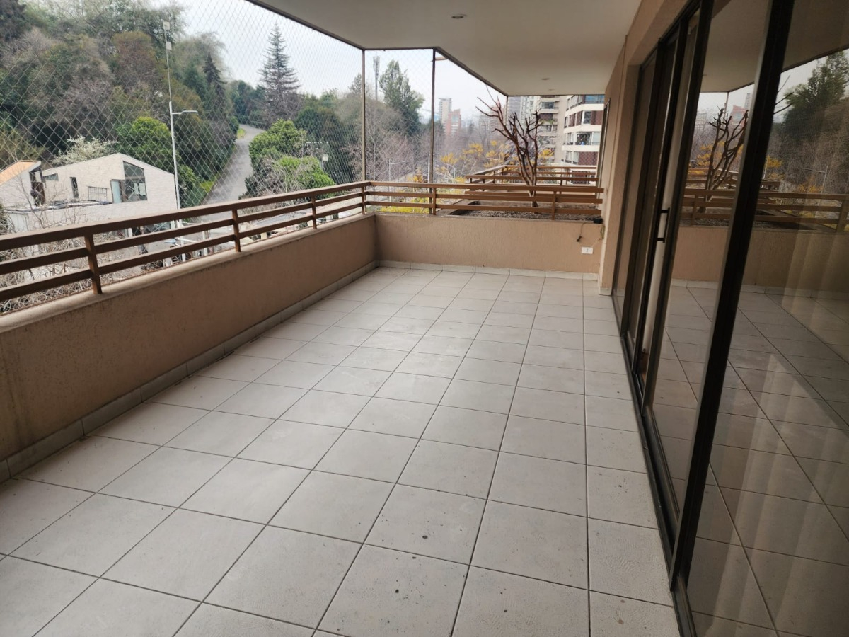 Arriendo Departamento NO 4D en suite Walk-in cl&oacute;set 4B 2E 1B Barrio El Golf - Las Condes