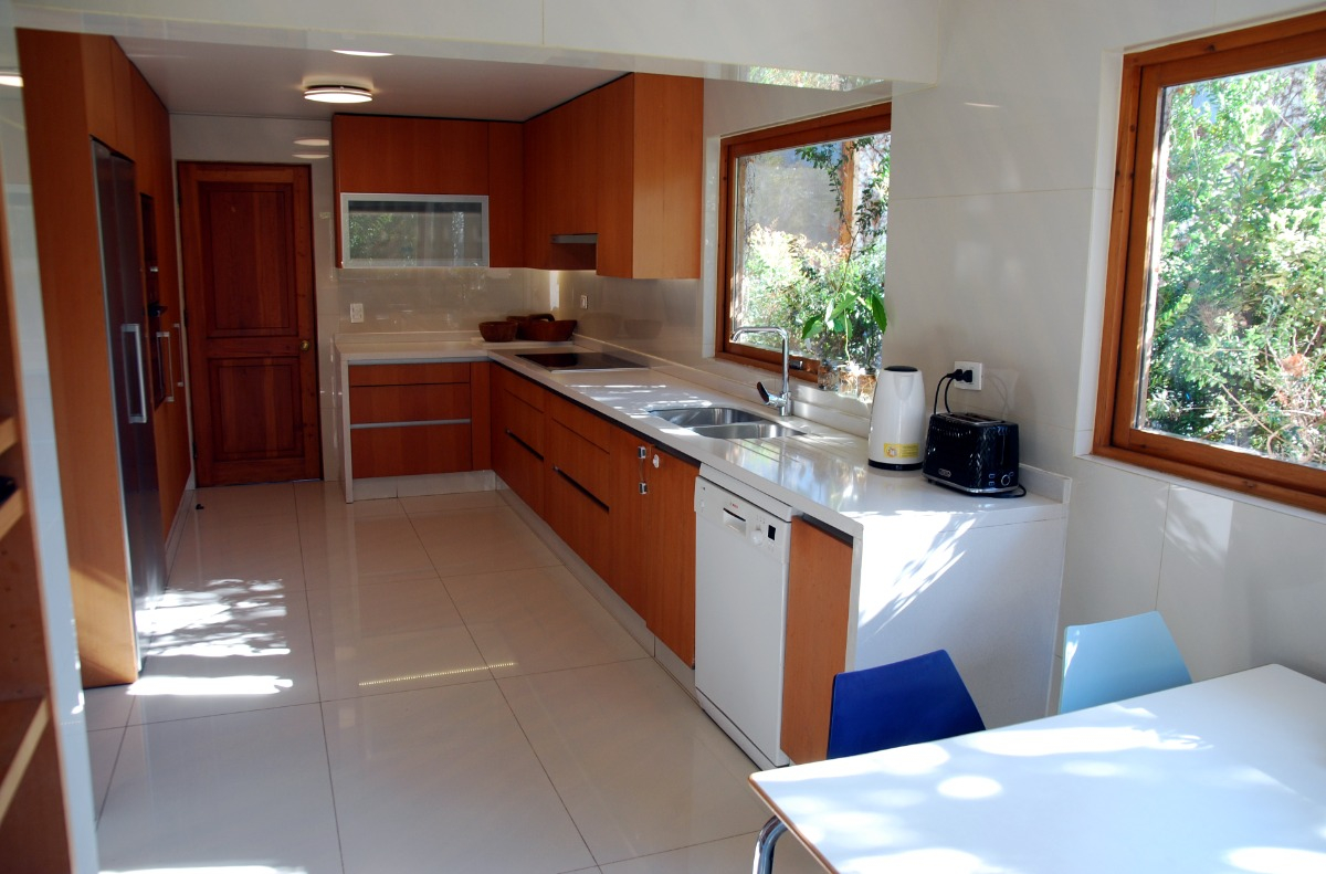 Venta Casa NOSP 5D en suite Walk-in cl&oacute;set 3B 10E 1B El Array&aacute;n - Lo Barnechea