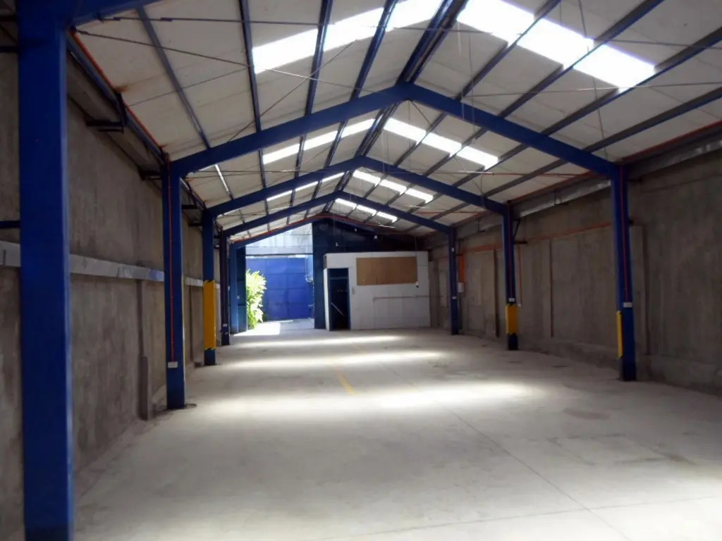 Arriendo Galpon 350 Mts2 = 55 U.f. Mensual En Quinta Normal