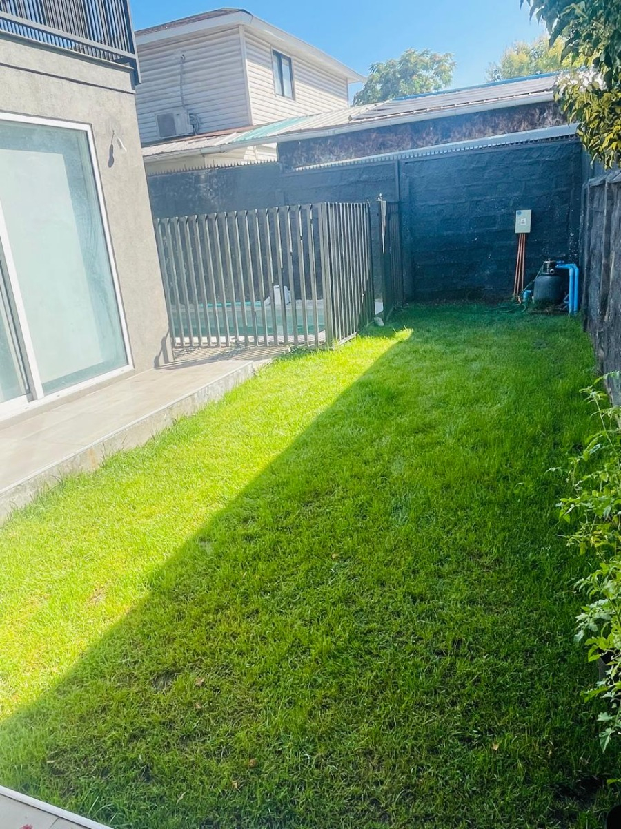 Venta Casa NO 3D 3B 2E 1B Los Dominicos - Las Condes