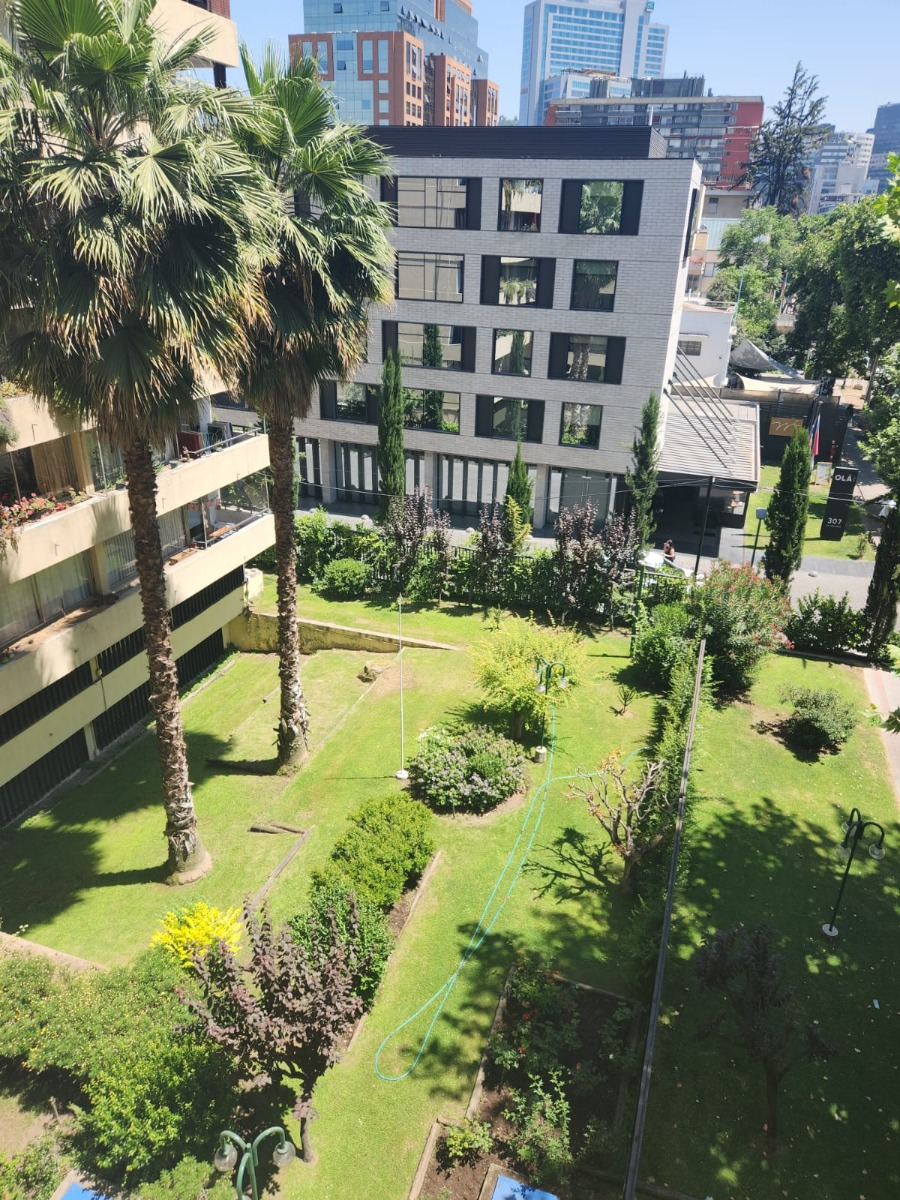 Venta Departamento O 3D en suite 2B 1E 1B Metro Tobalaba - Mall Costanera - Providencia