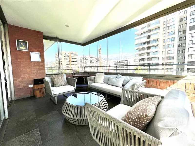 Venta Departamento SO 4D en suite Walk-in cl&oacute;set 5B 3E 1B Villa El Dorado - Vitacura