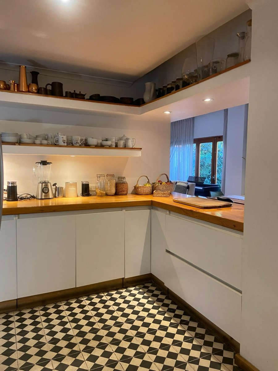 Venta Casa NO 4D en suite 3B 1E 1Bd Campus Oriente - Providencia