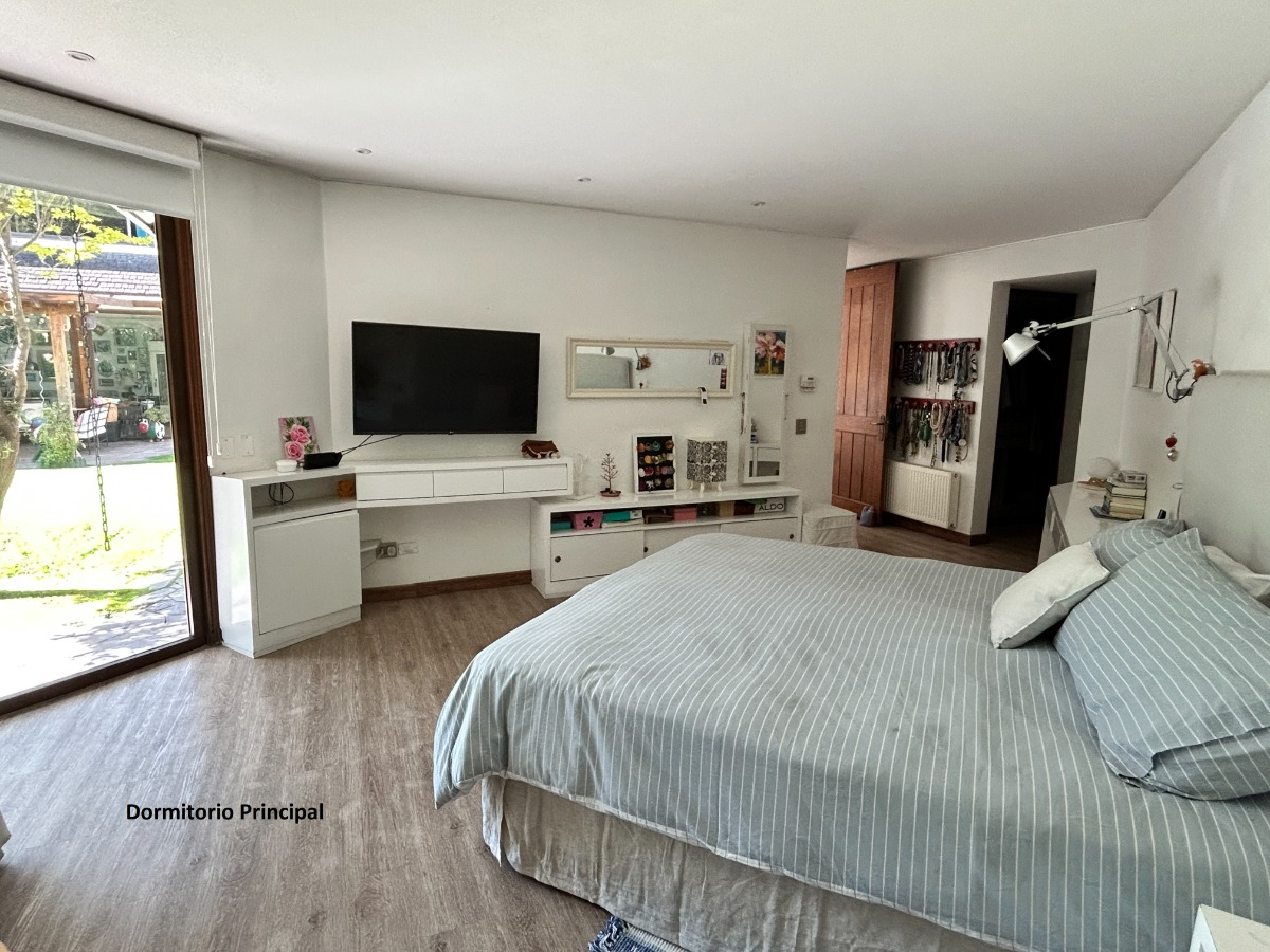 Venta Casa NO 5D en suite 5B 3E 3B Juan XXIII - Vitacura