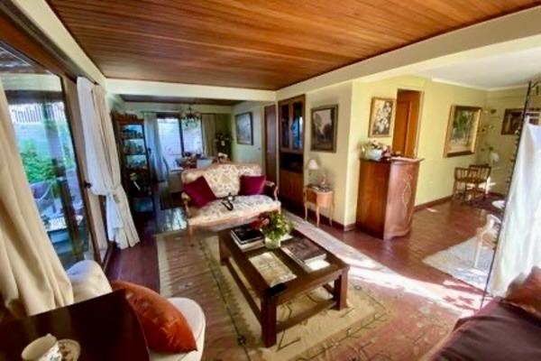 Venta Casa NO 5D en suite 3B 2E 1Bd Estoril - Las Condes