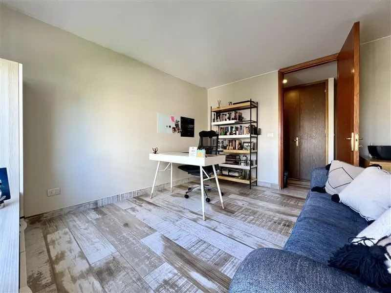 Venta Departamento SO 4D en suite Walk-in cl&oacute;set 5B 3E 1B Villa El Dorado - Vitacura