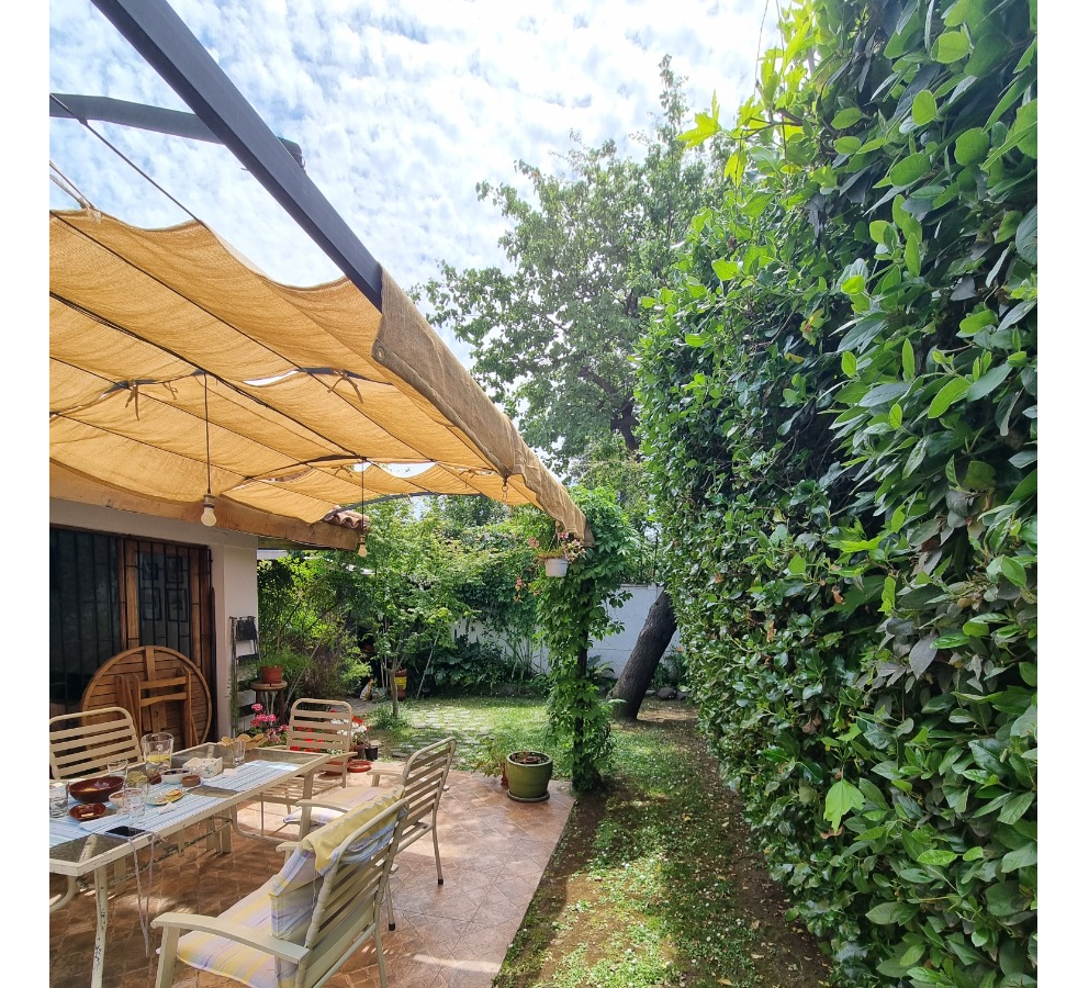 Venta Casa 3D 2B 4E 1B Rotonda Atenas - Las Condes