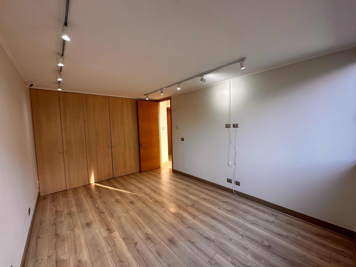 Arriendo Departamento 2D 2B 2E 1B Parque Arauco - Las Condes