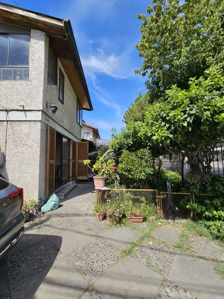 Venta Casa 4D 3B 3E Metro Sim&oacute;n Bolivar - La Reina