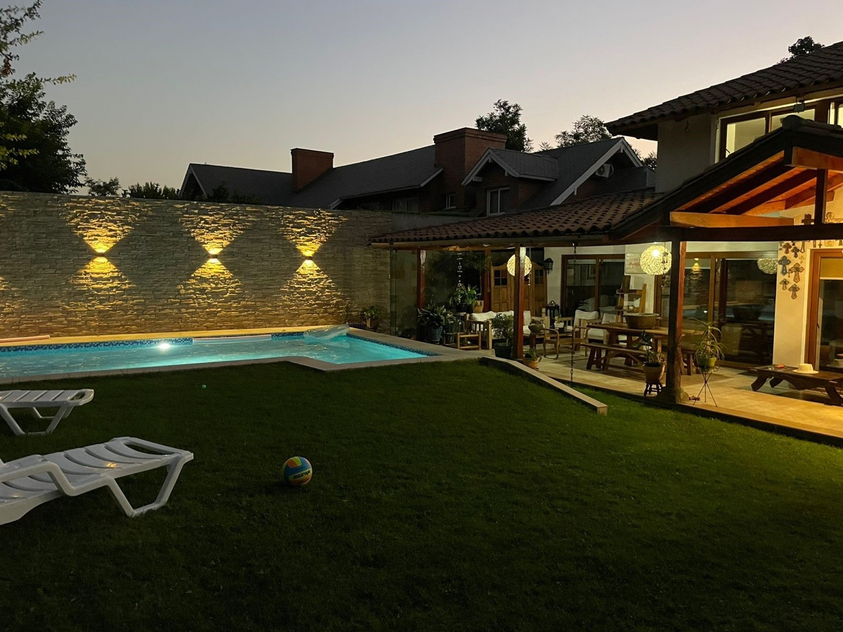 Venta Casa NO 4D en suite Walk-in cl&oacute;set 4B 2E 1B Carlos Ossand&oacute;n - La Reina