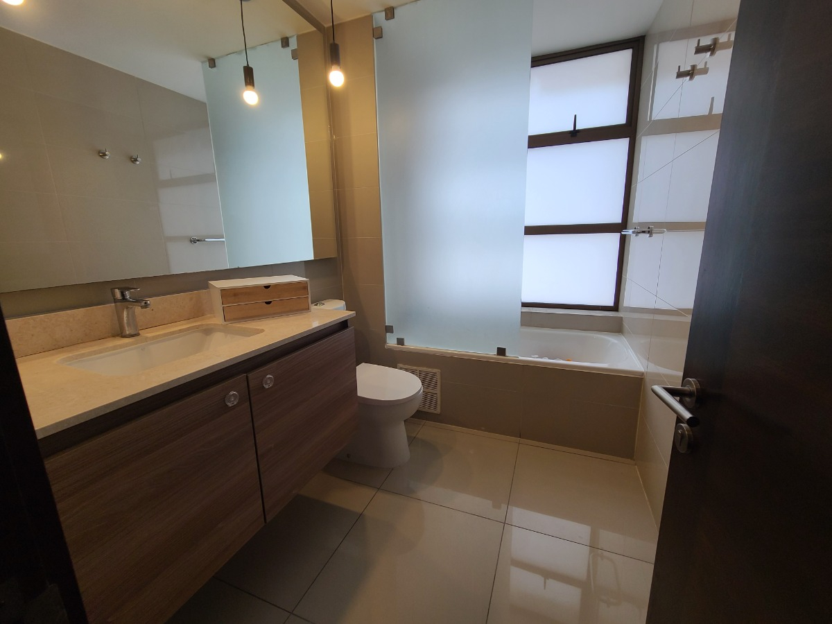 Venta Departamento SP 2D en suite Walk-in cl&oacute;set 2B 1E 1B Rotonda Atenas - Las Condes