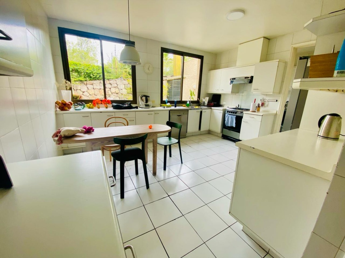 Venta Casa NO 5D en suite Walk-in cl&oacute;set 4B 6E 1B Juan XXIII - Vitacura