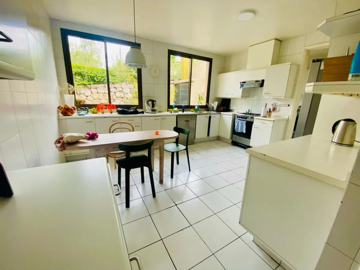 Venta Casa NO 5D en suite Walk-in cl&oacute;set 4B 6E 1B Juan XXIII - Vitacura