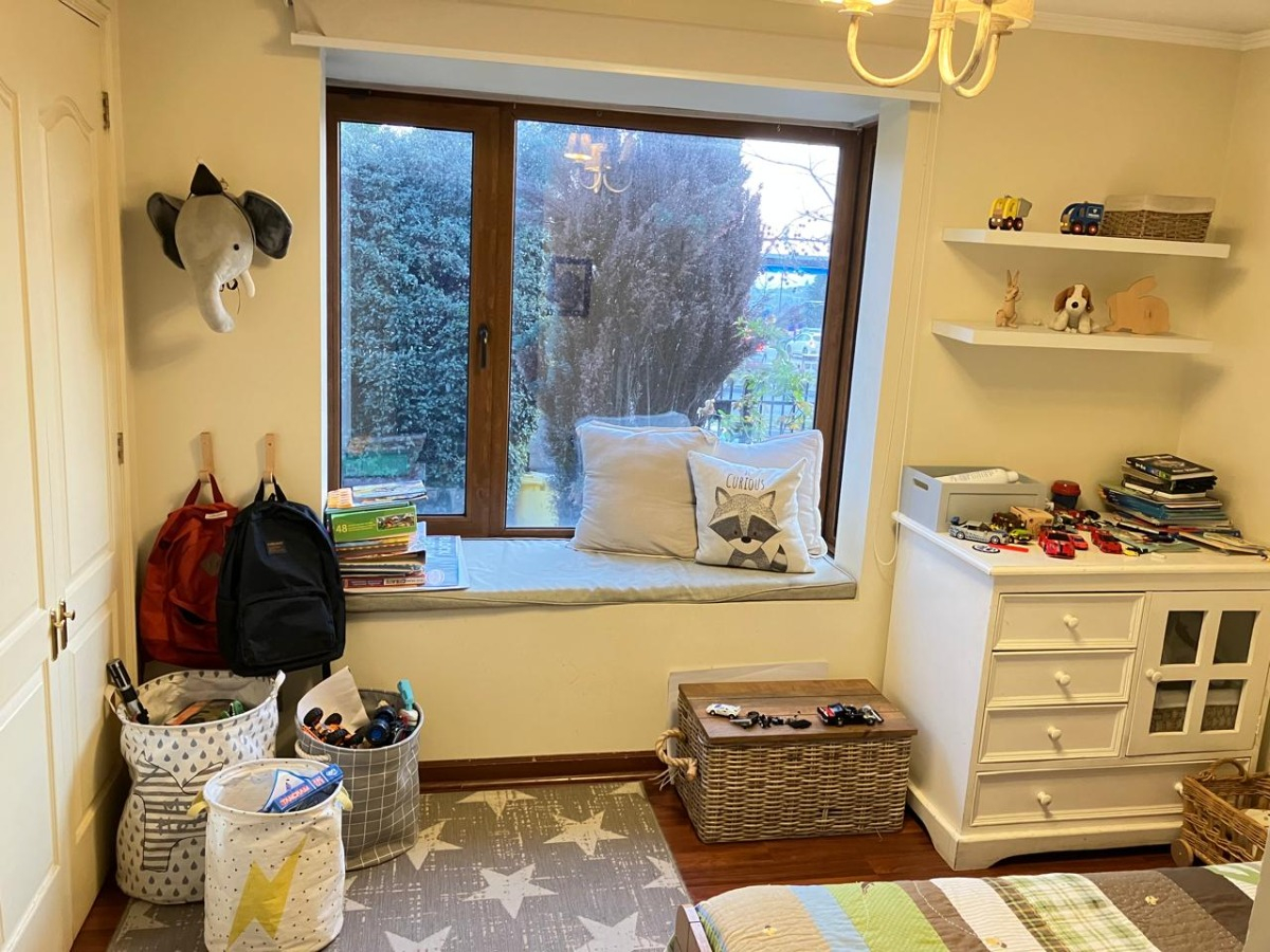 Arriendo Casa O 5D en suite Walk-in cl&oacute;set 3B 2E 2B San Carlos de Apoquindo - Las Condes