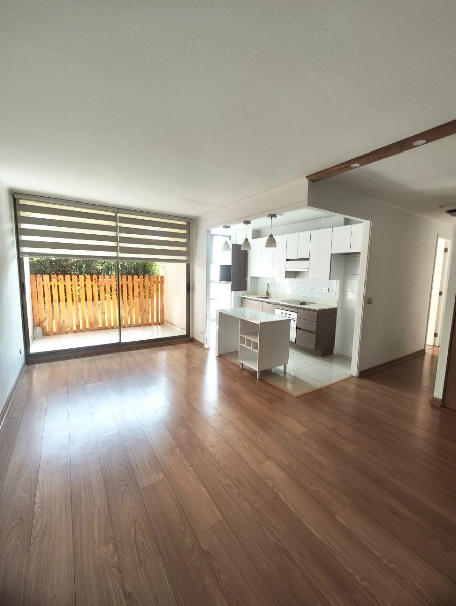 Arriendo Departamento 2D en suite Walk-in cl&oacute;set 2B 1E 1B Blest Gana - La Reina