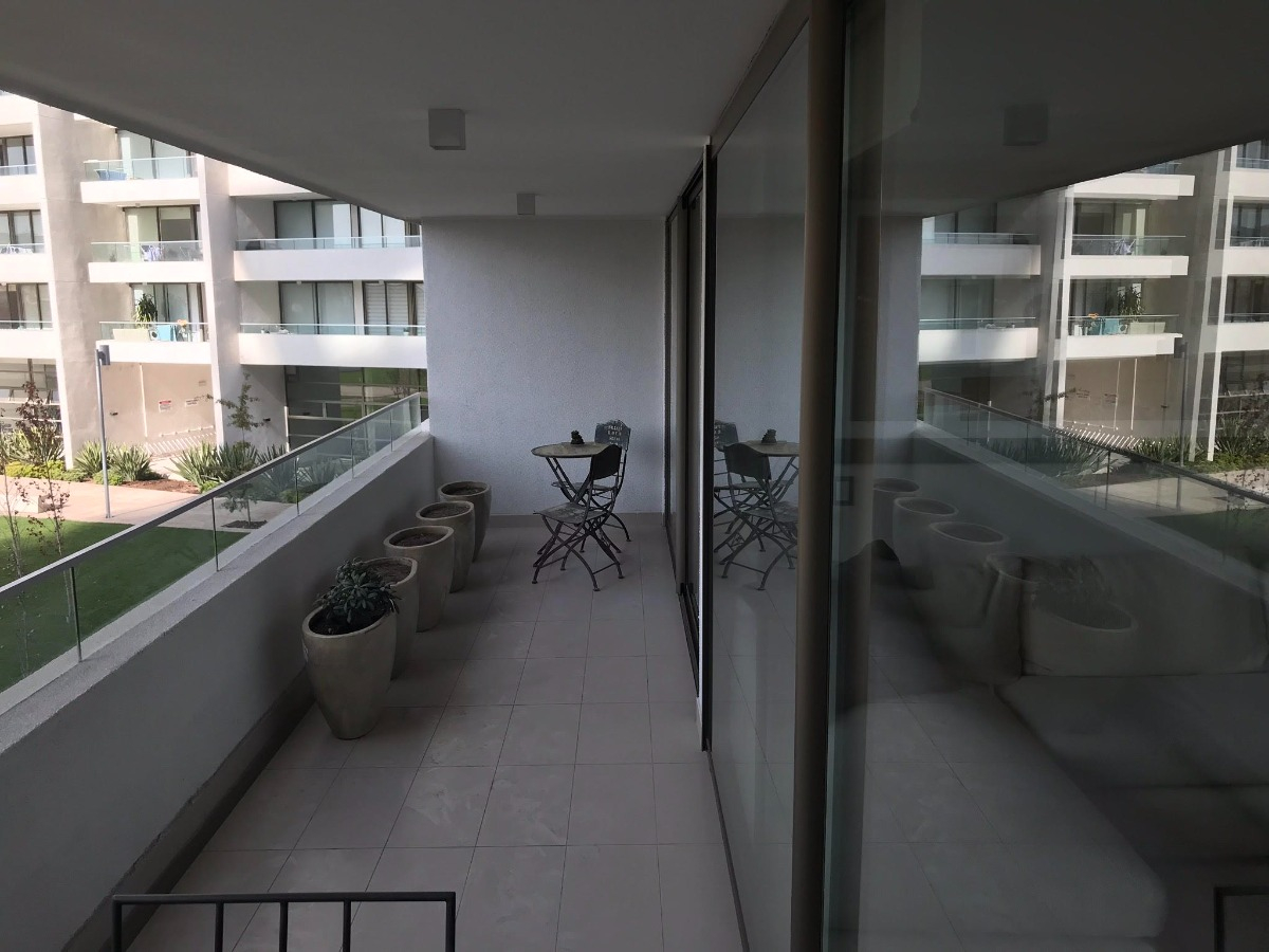 Arriendo Departamento 2D Parque Arauco - Las Condes