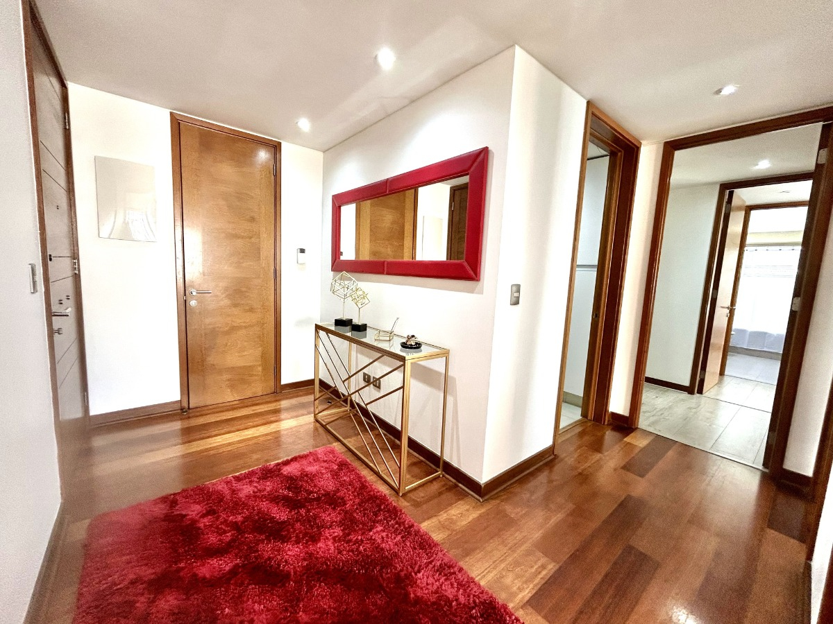 Arriendo Departamento SO 4D en suite Walk-in cl&oacute;set 4B 2E 1B Barrio El Golf - Las Condes