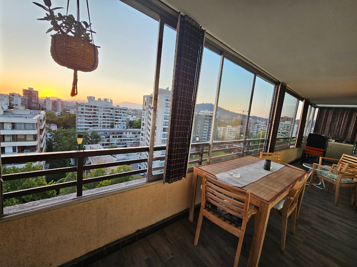 Venta Departamento 4D en suite Walk-in cl&oacute;set 3B 2E 1B  - Providencia