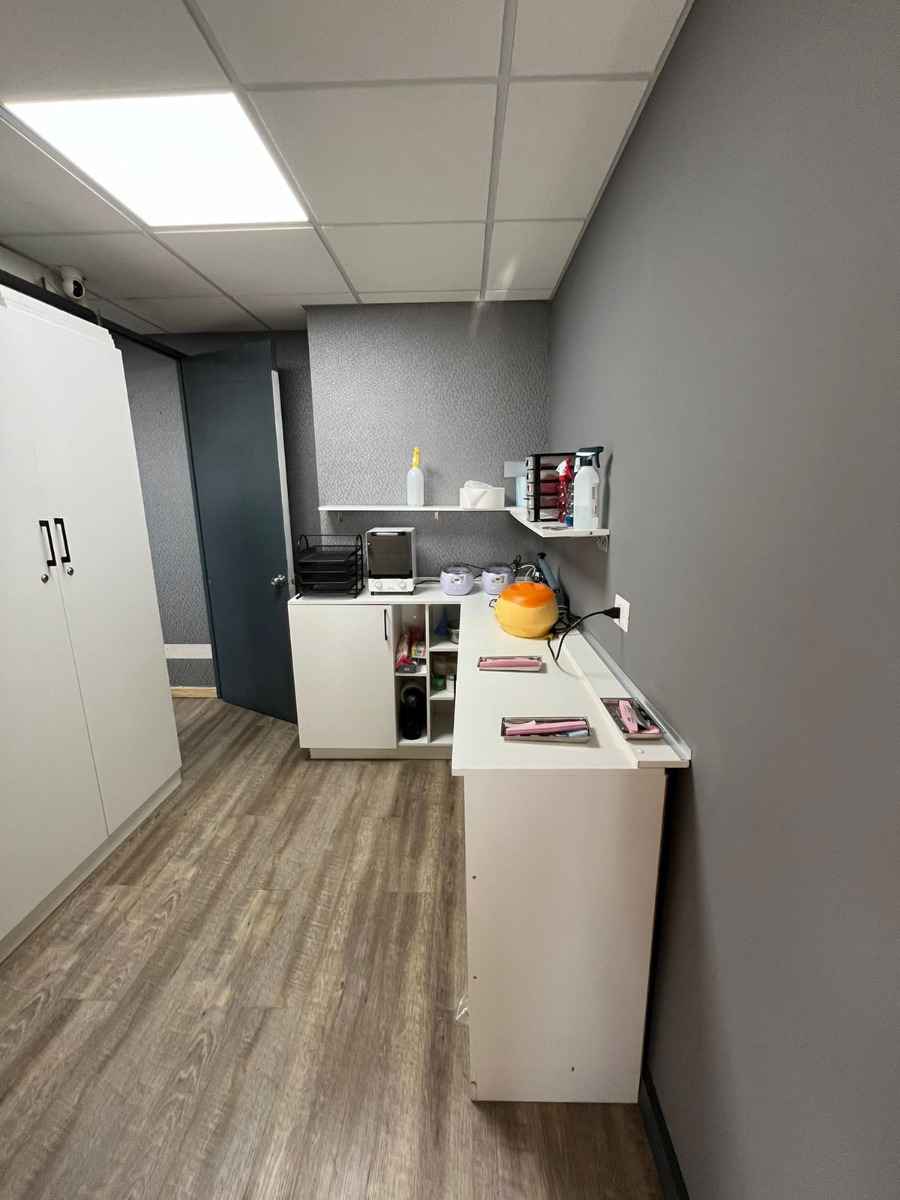 Arriendo Oficina 2B Pedro de Valdivia - Providencia