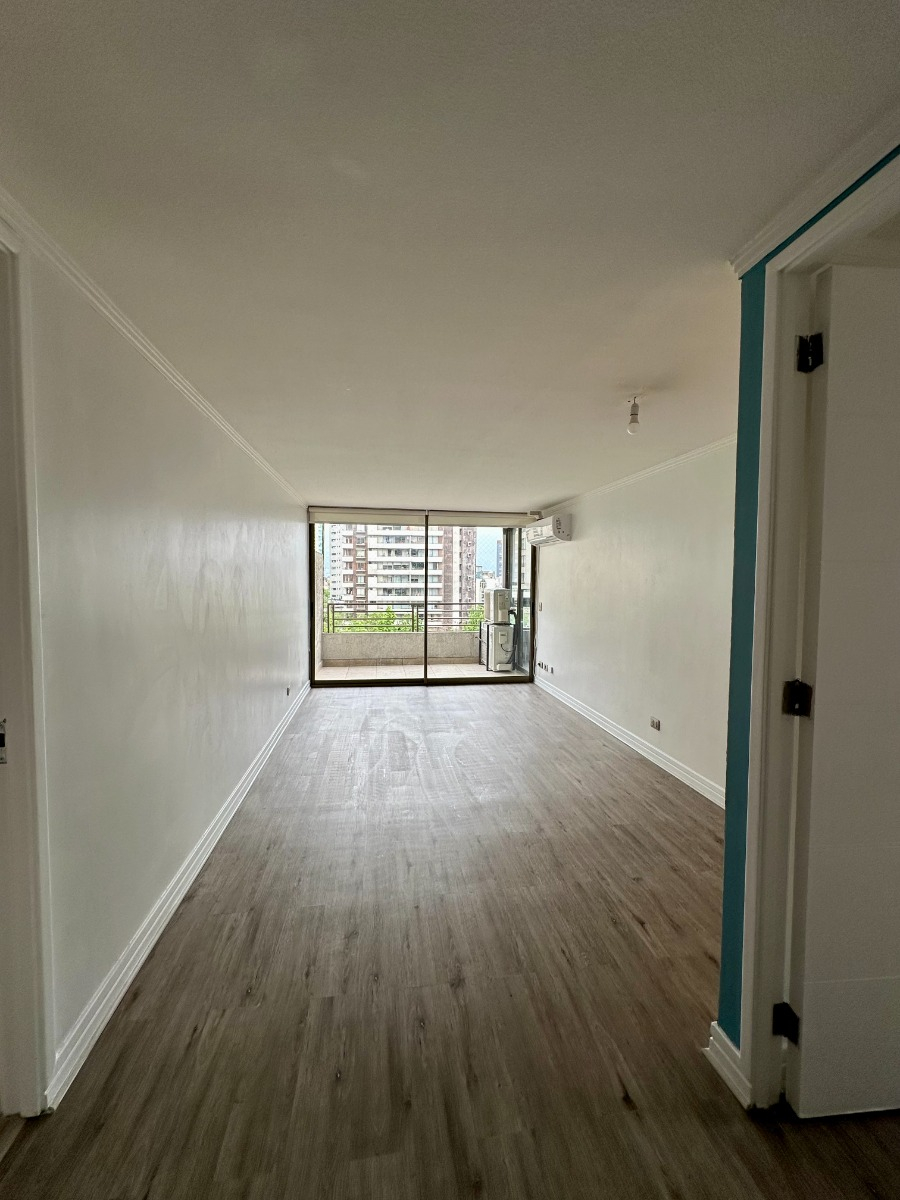 Arriendo Departamento NO 2D en suite Walk-in cl&oacute;set 2B 1E 1B Metro Manquehue - Apumanque - Las Condes