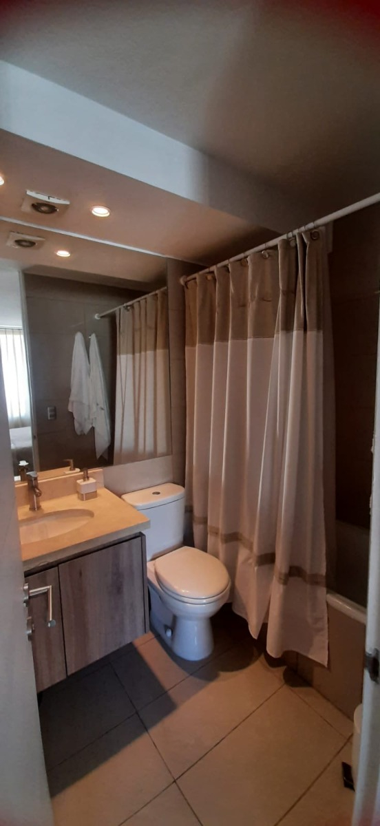 Arriendo Departamento NO 2D en suite Walk-in cl&oacute;set 2B 1E 1B Metro Manquehue - Apumanque - Las Condes